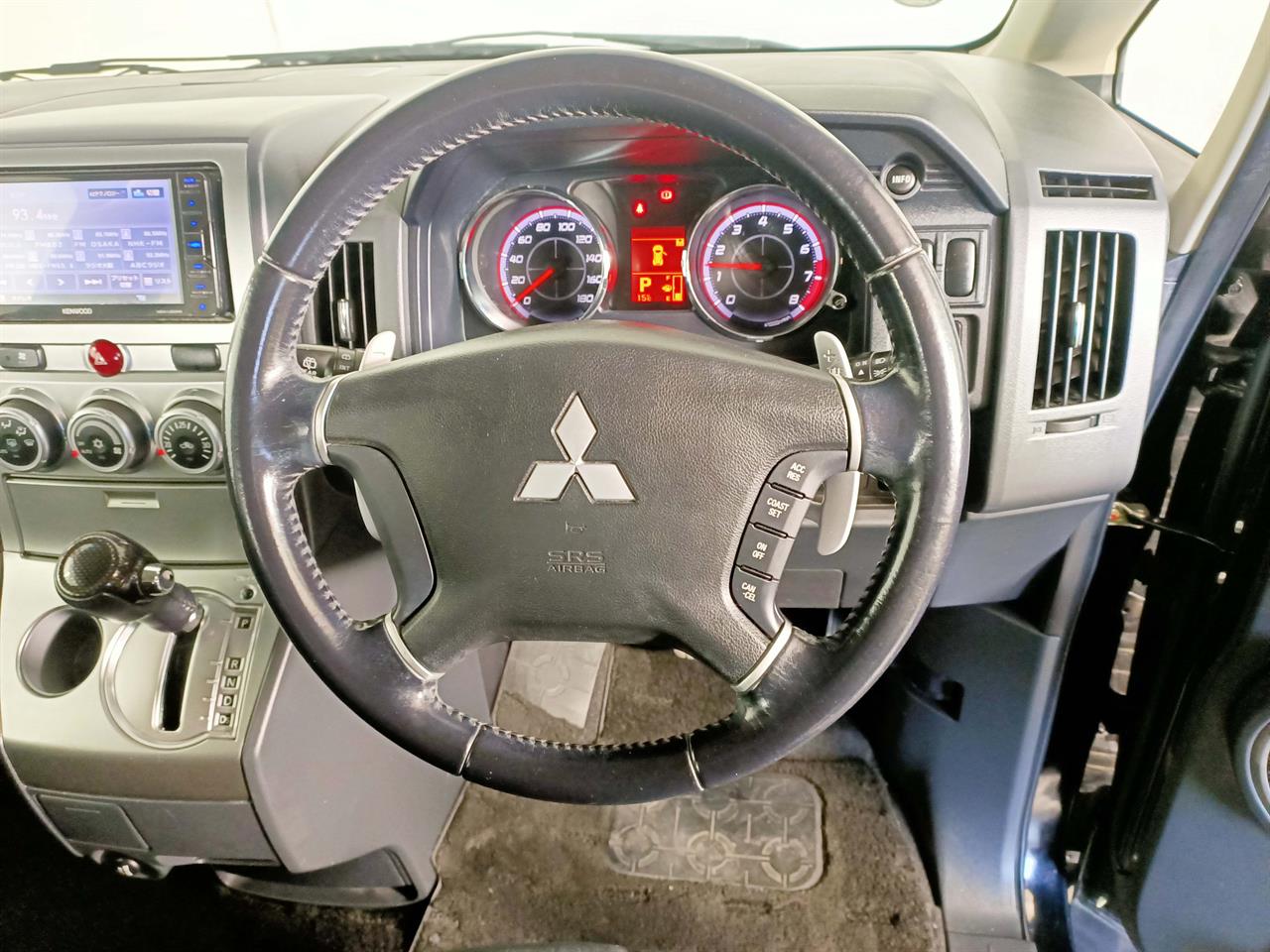 2009 Mitsubishi Delica 7 Seats