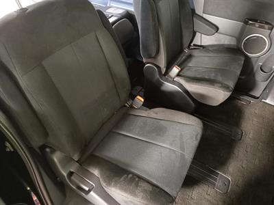 2009 Mitsubishi Delica 7 Seats