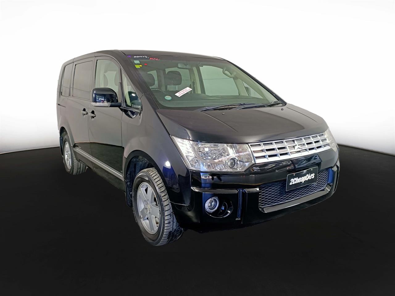 2009 Mitsubishi Delica 7 Seats