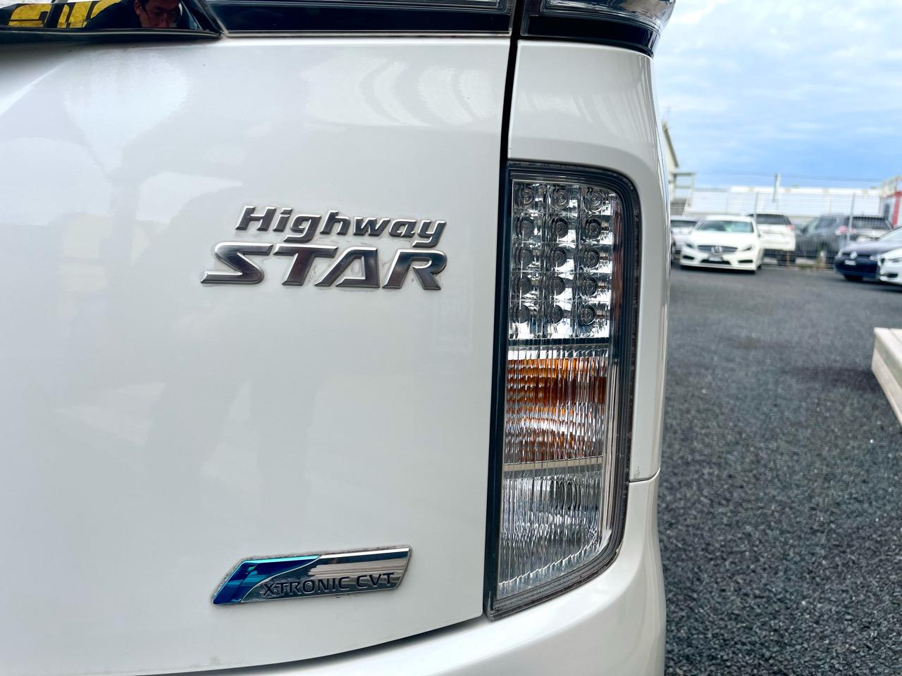 2012 Nissan Elgrand 