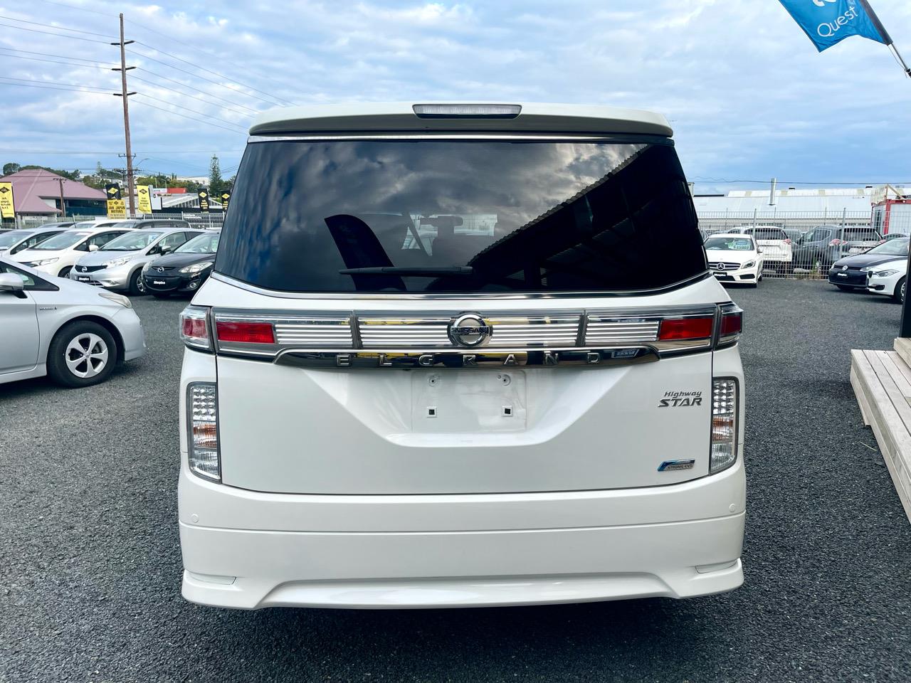 2012 Nissan Elgrand 