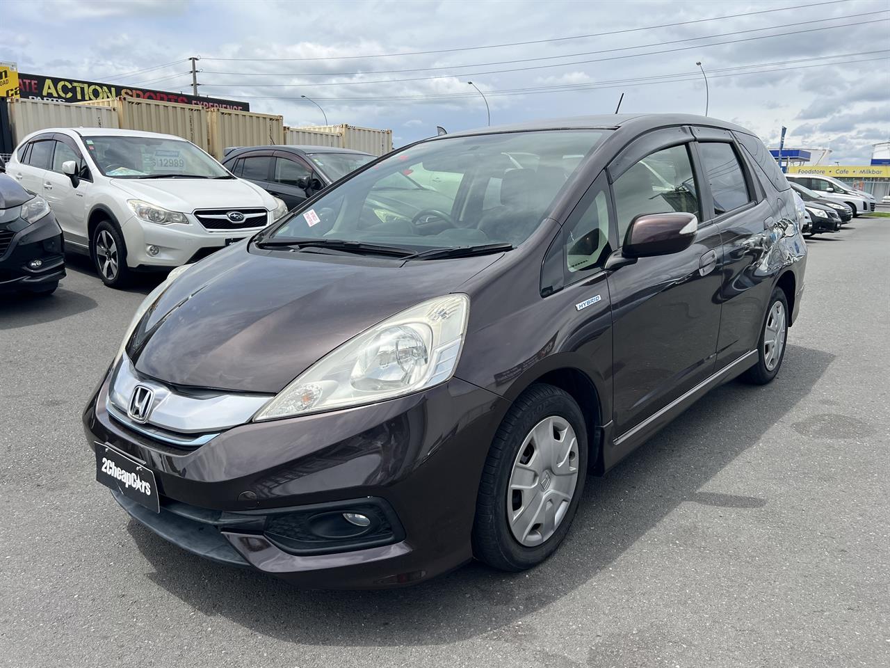 2014 Honda Fit Jazz Shuttle Hybrid