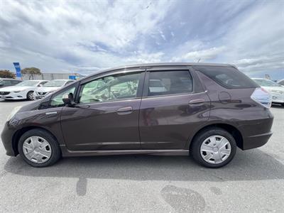 2014 Honda Fit Jazz Shuttle Hybrid