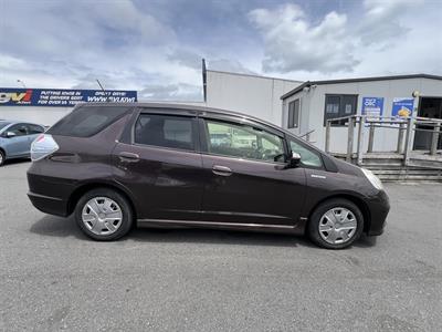 2014 Honda Fit Jazz Shuttle Hybrid