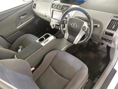 2012 Toyota Prius Alpha 7 Seats