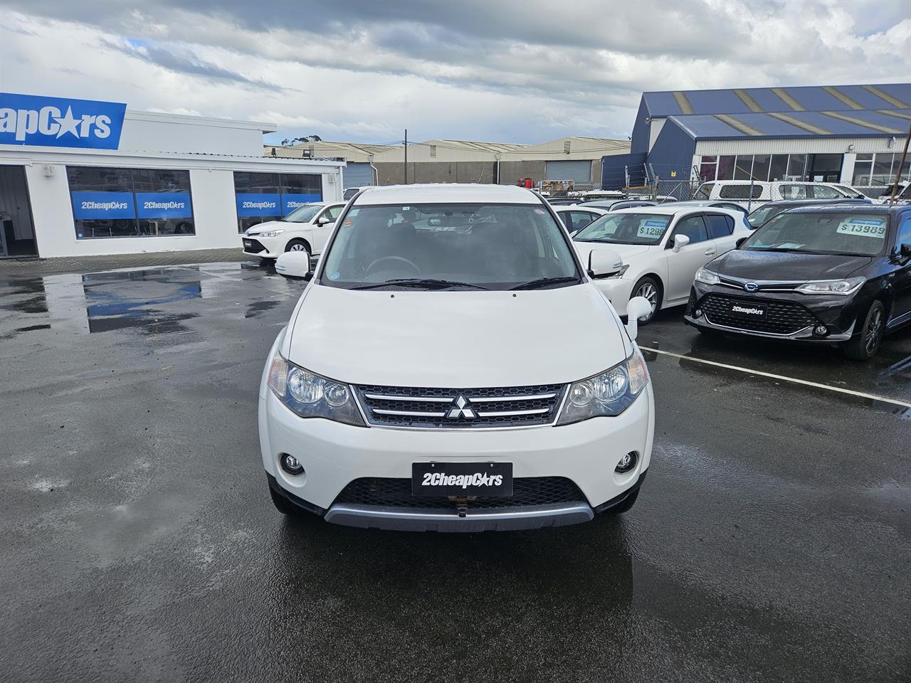 2012 Mitsubishi Outlander 7 Seats