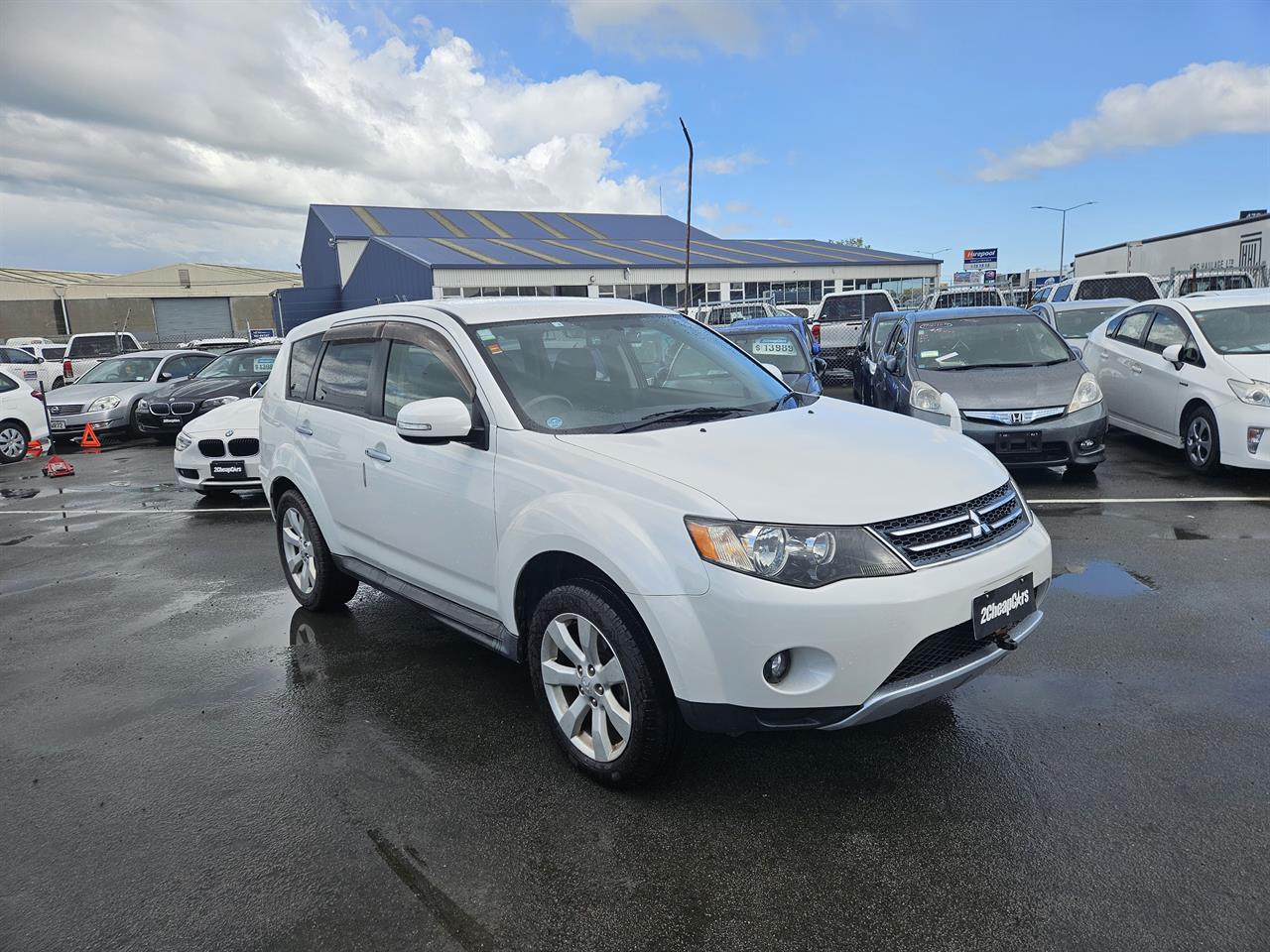 2012 Mitsubishi Outlander 7 Seats