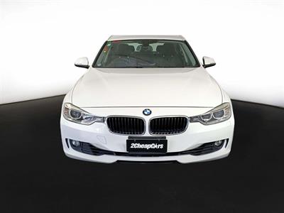 2012 BMW 320i 