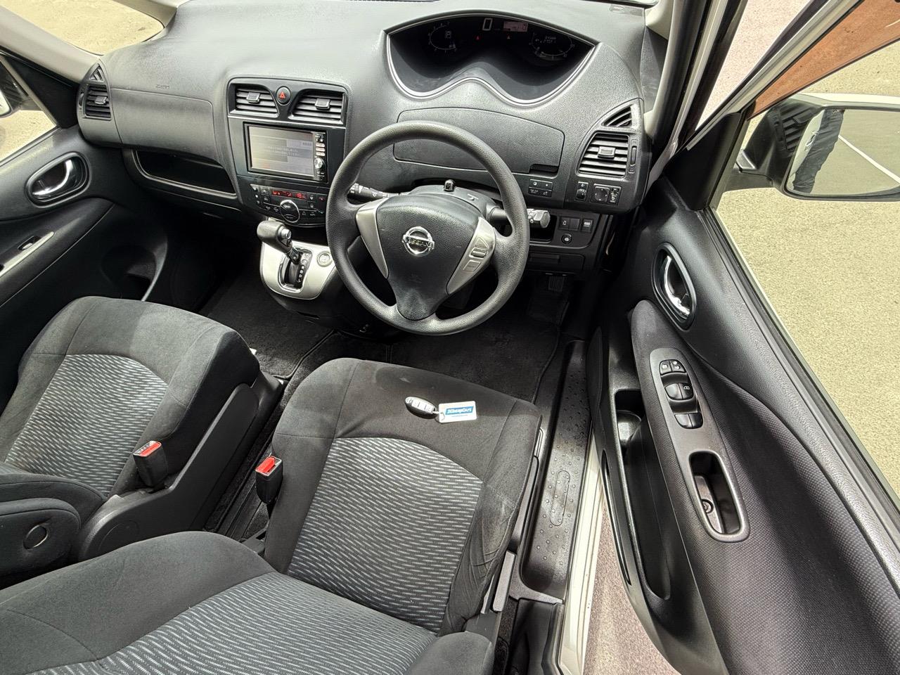 2012 Nissan Serena 