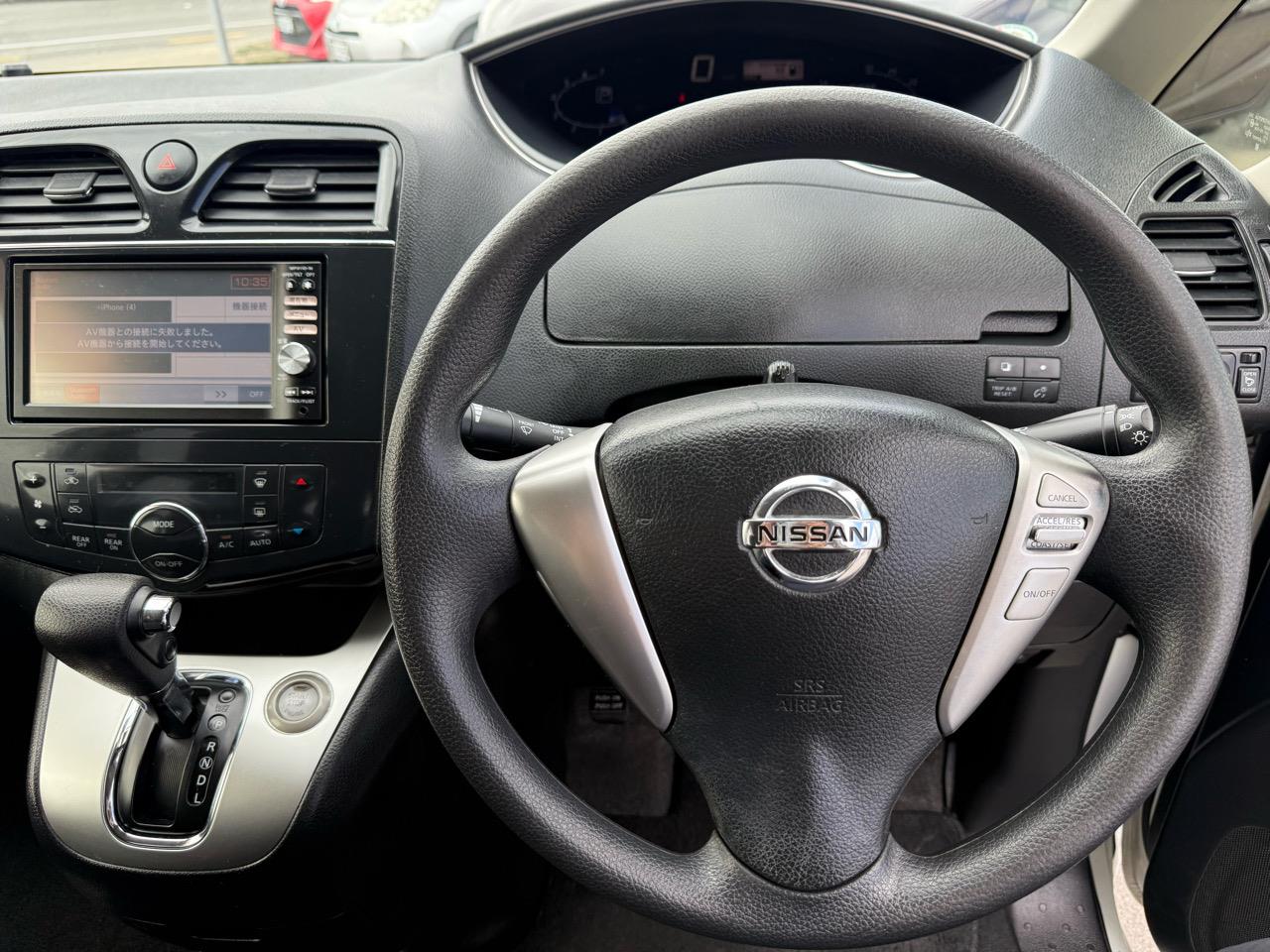 2012 Nissan Serena 