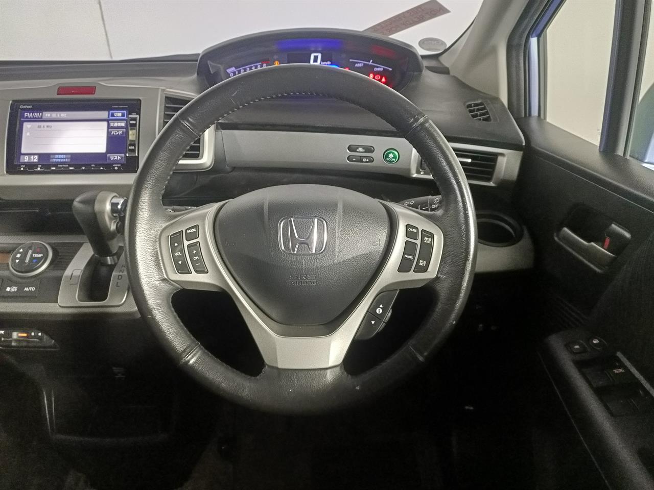 2013 Honda Freed Hybrid