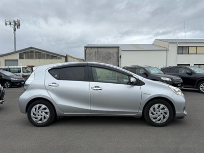 2012 Toyota Aqua Hybrid