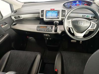 2012 Honda Freed Hybrid