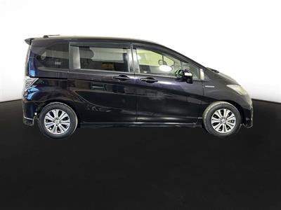 2012 Honda Freed Hybrid