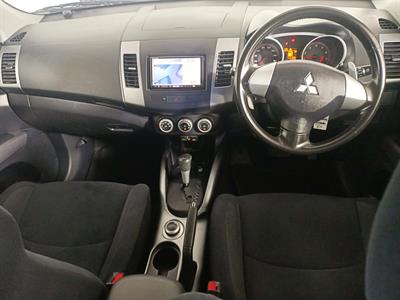 2009 Mitsubishi Outlander 7 Seats