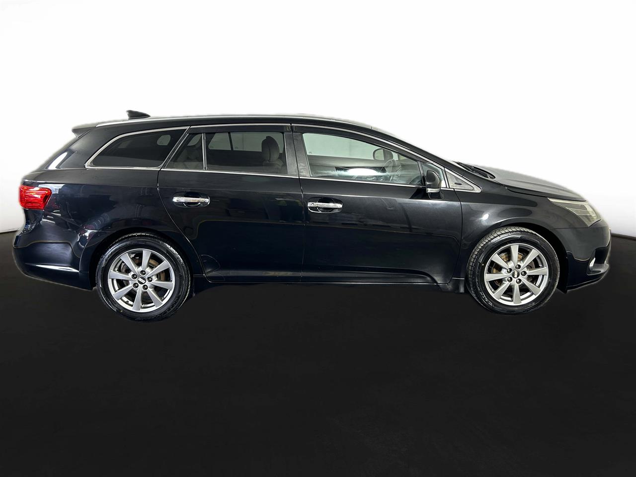 2013 Toyota Avensis 