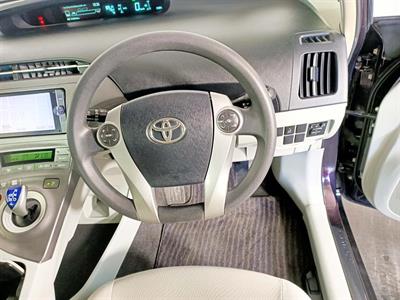 2014 Toyota Prius Hybrid