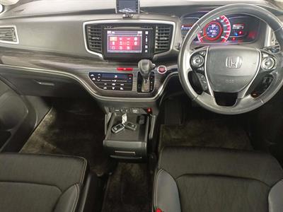 2013 Honda Odyssey New shape Absolute