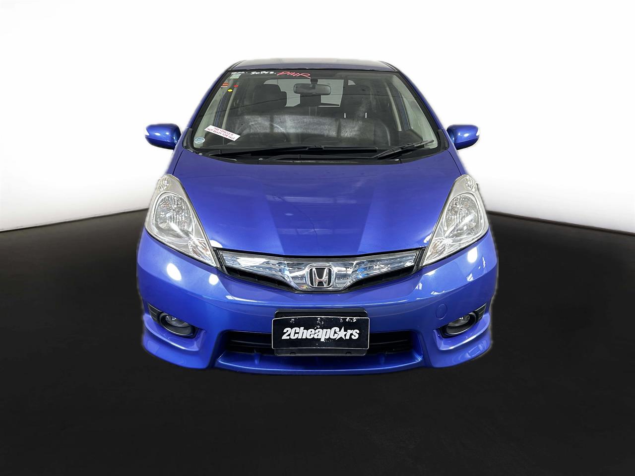 2013 Honda Fit Jazz Shuttle Hybrid