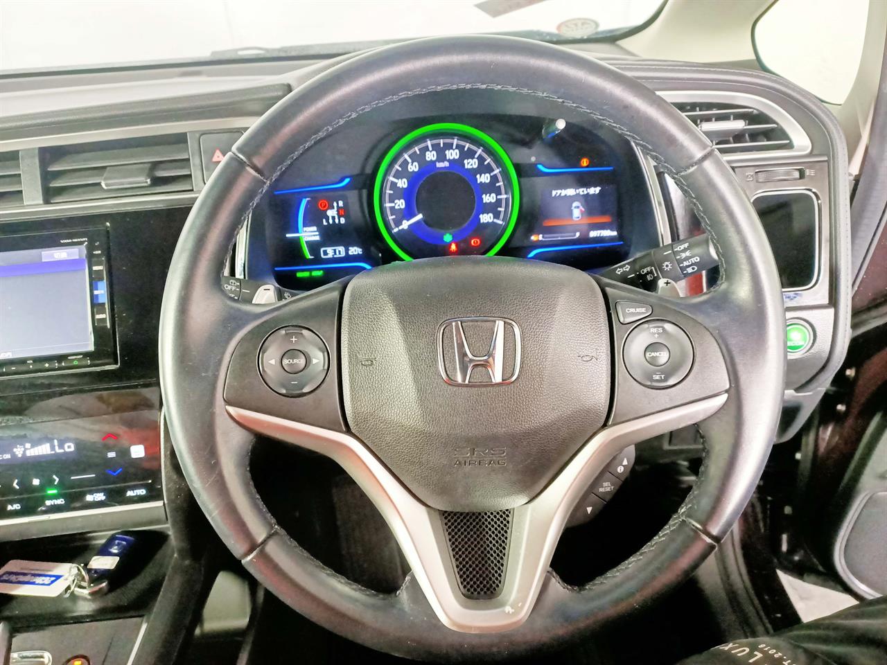 2016 Honda Fit Shuttle Hybrid Facelift Z