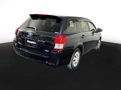 2013 Toyota Corolla Fielder Hybrid