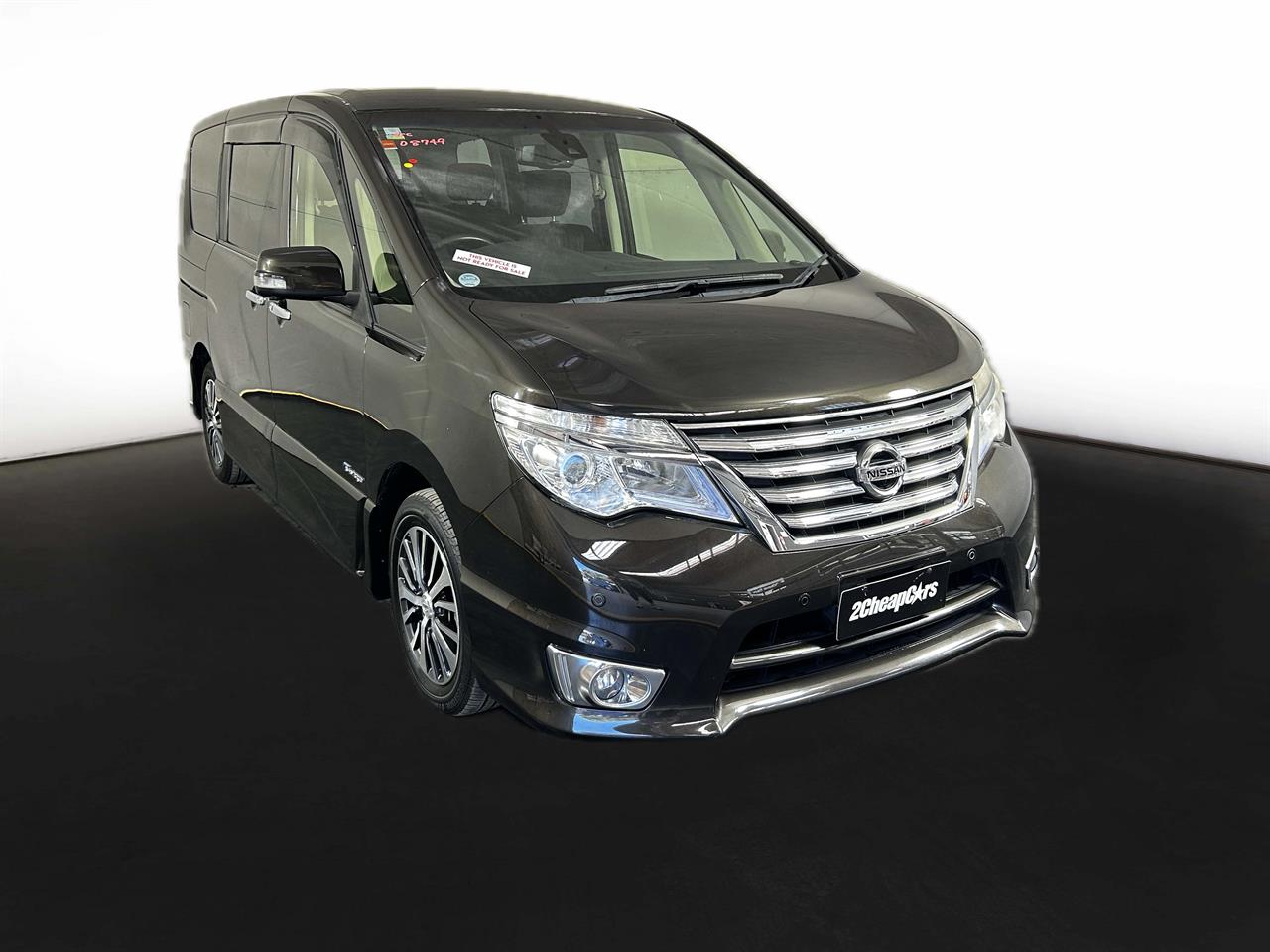 2014 Nissan Serena Hybrid