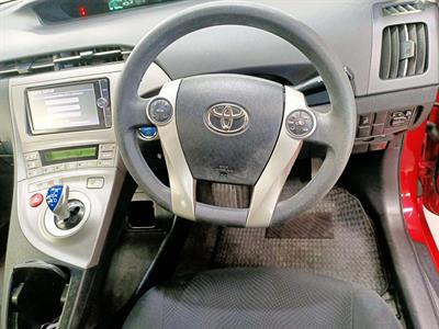 2013 Toyota Prius Hybrid