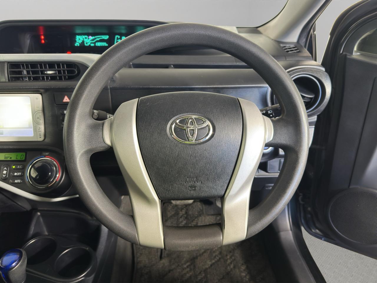 2013 Toyota Aqua S