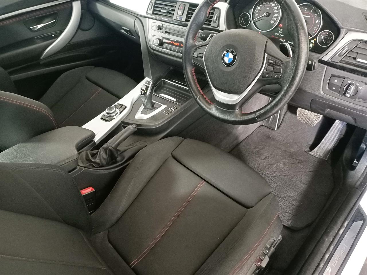 2013 BMW 320i Gran Turismo