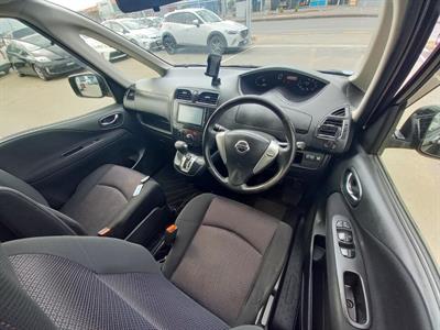 2012 Nissan Serena Hybrid