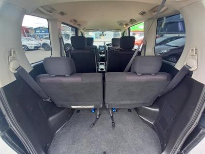 2012 Nissan Serena Hybrid