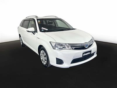 2013 Toyota Corolla Fielder Hybrid