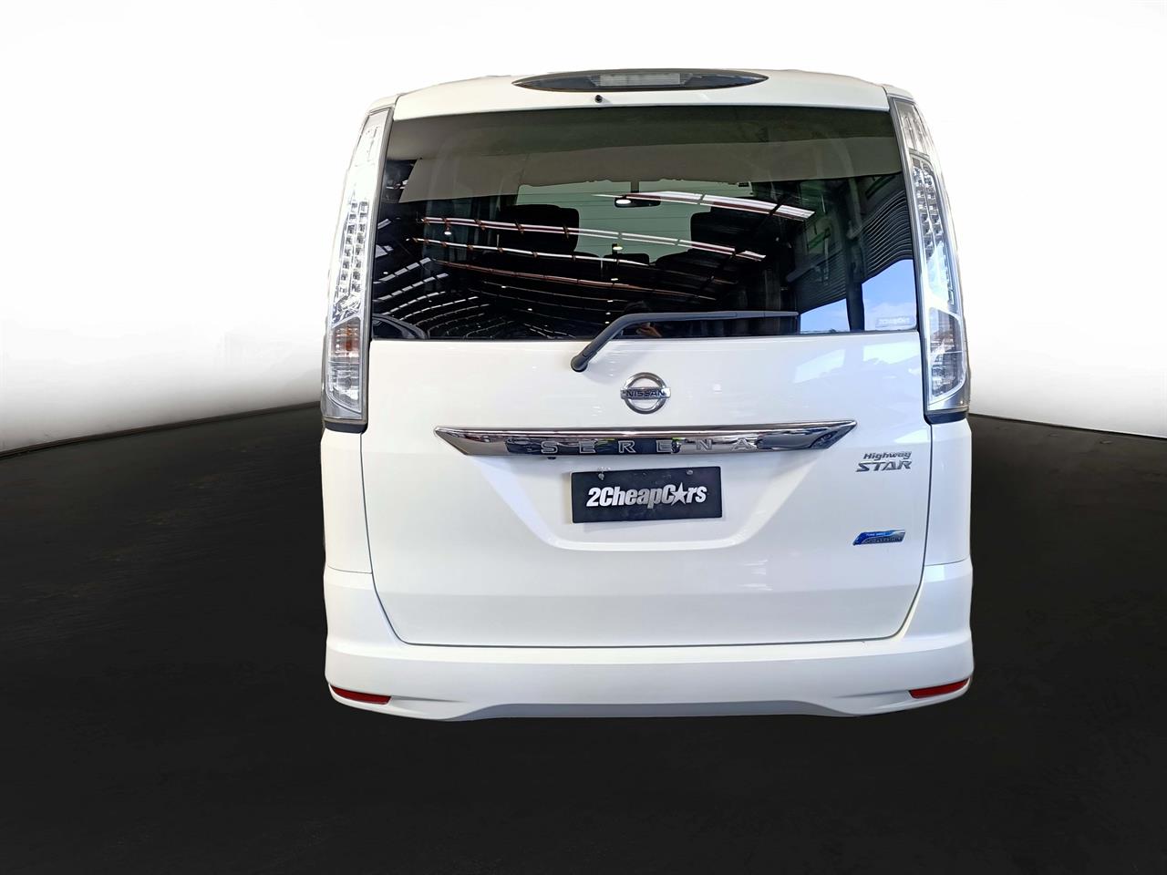 2013 Nissan Serena Hybrid