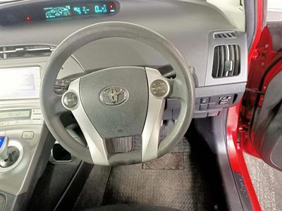 2013 Toyota Prius Hybrid