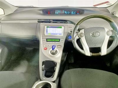 2014 Toyota Prius Hybrid