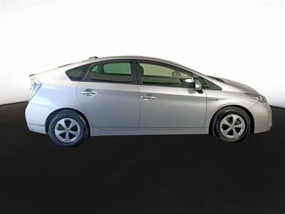 2014 Toyota Prius Hybrid