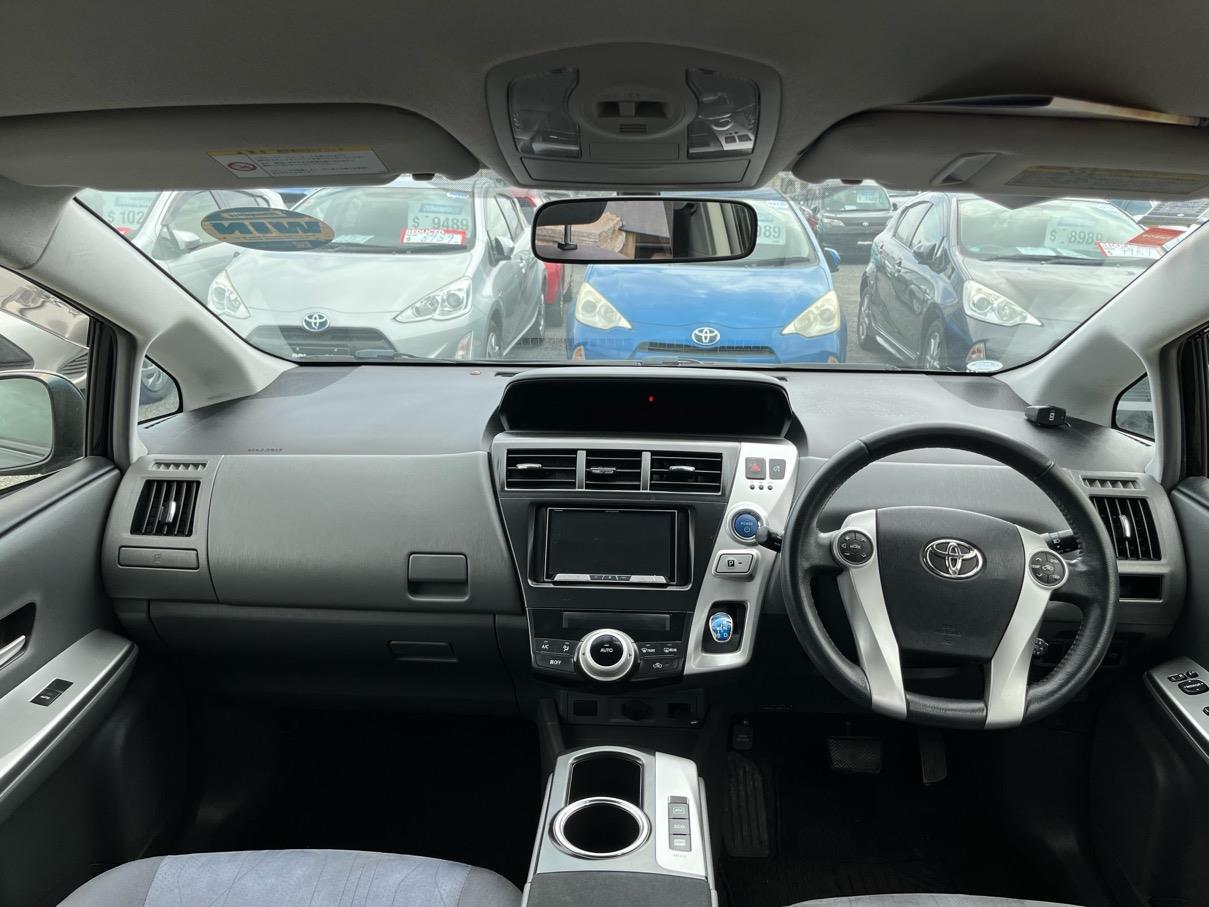 2012 Toyota Prius Alpha 7 Seats