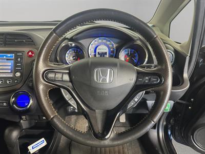 2012 Honda Fit Jazz Shuttle Hybrid