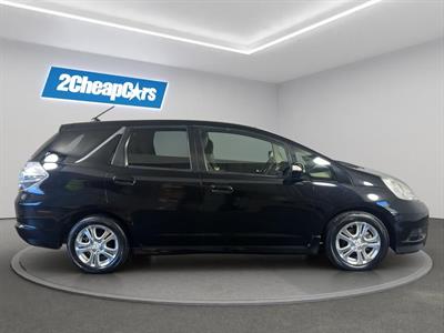 2012 Honda Fit Jazz Shuttle Hybrid