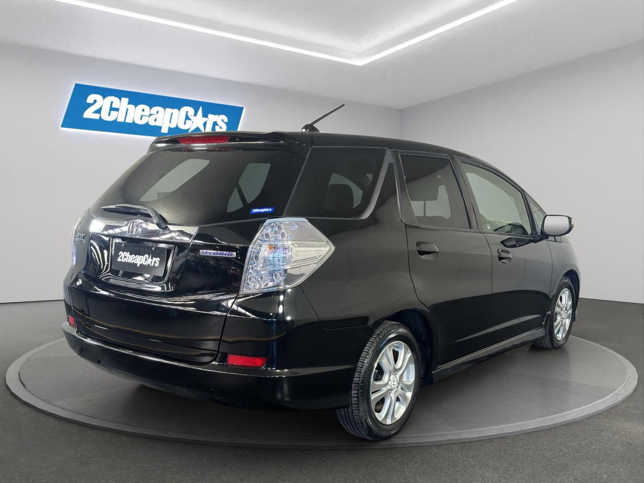 2012 Honda Fit Jazz Shuttle Hybrid