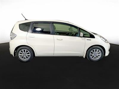 2013 Honda Fit Jazz Hybrid