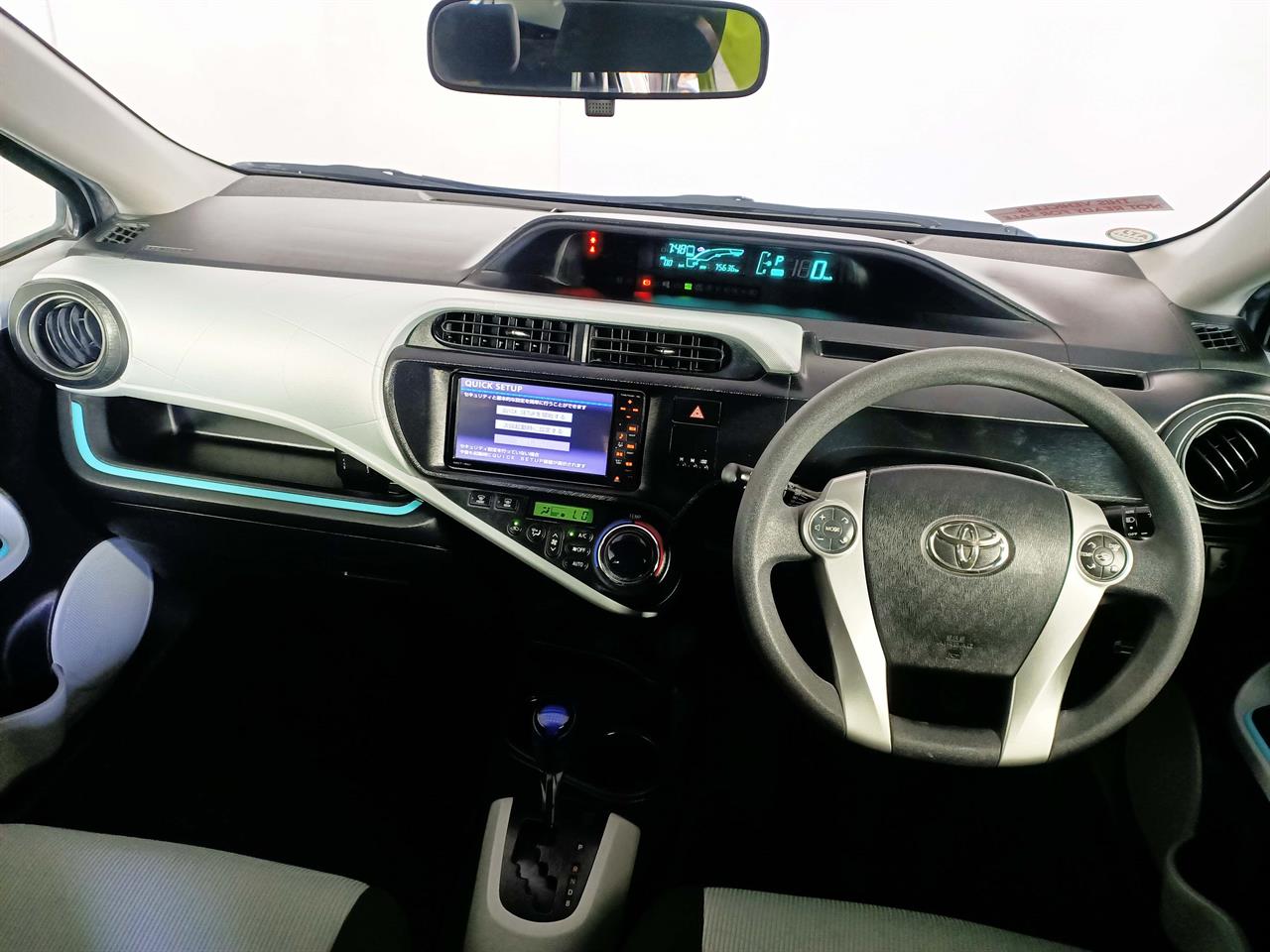 2012 Toyota Aqua Hybrid