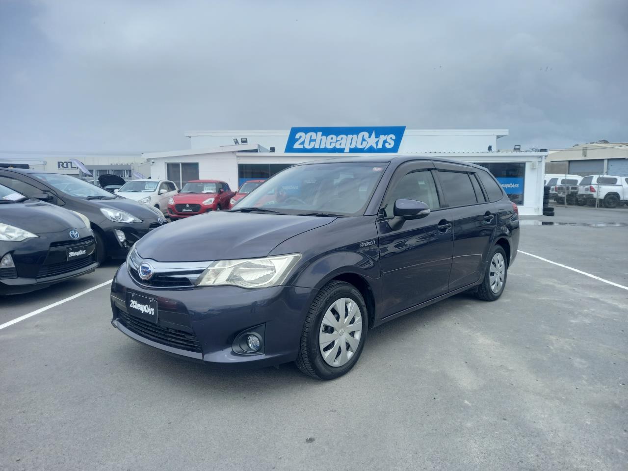 2014 Toyota Corolla Fielder Hybrid