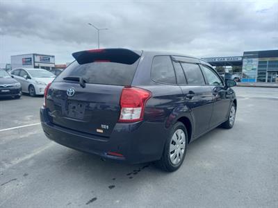 2014 Toyota Corolla Fielder Hybrid