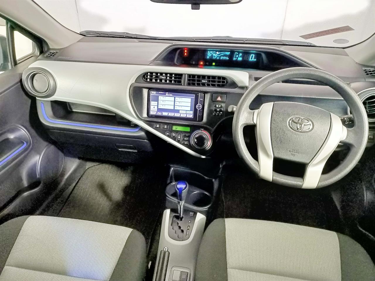 2013 Toyota Aqua Hybrid