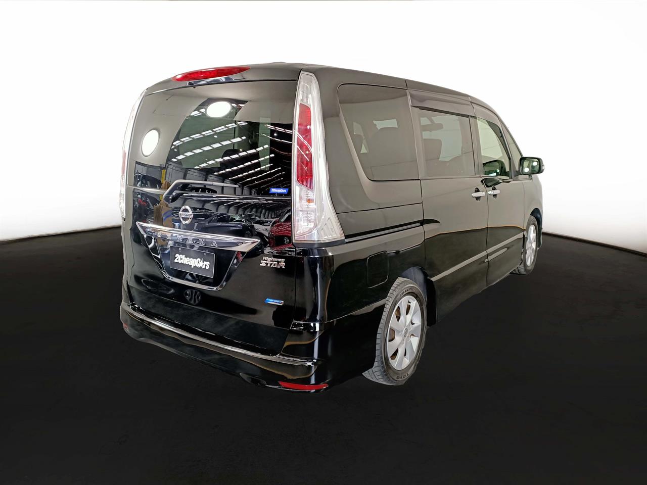 2012 Nissan Serena 