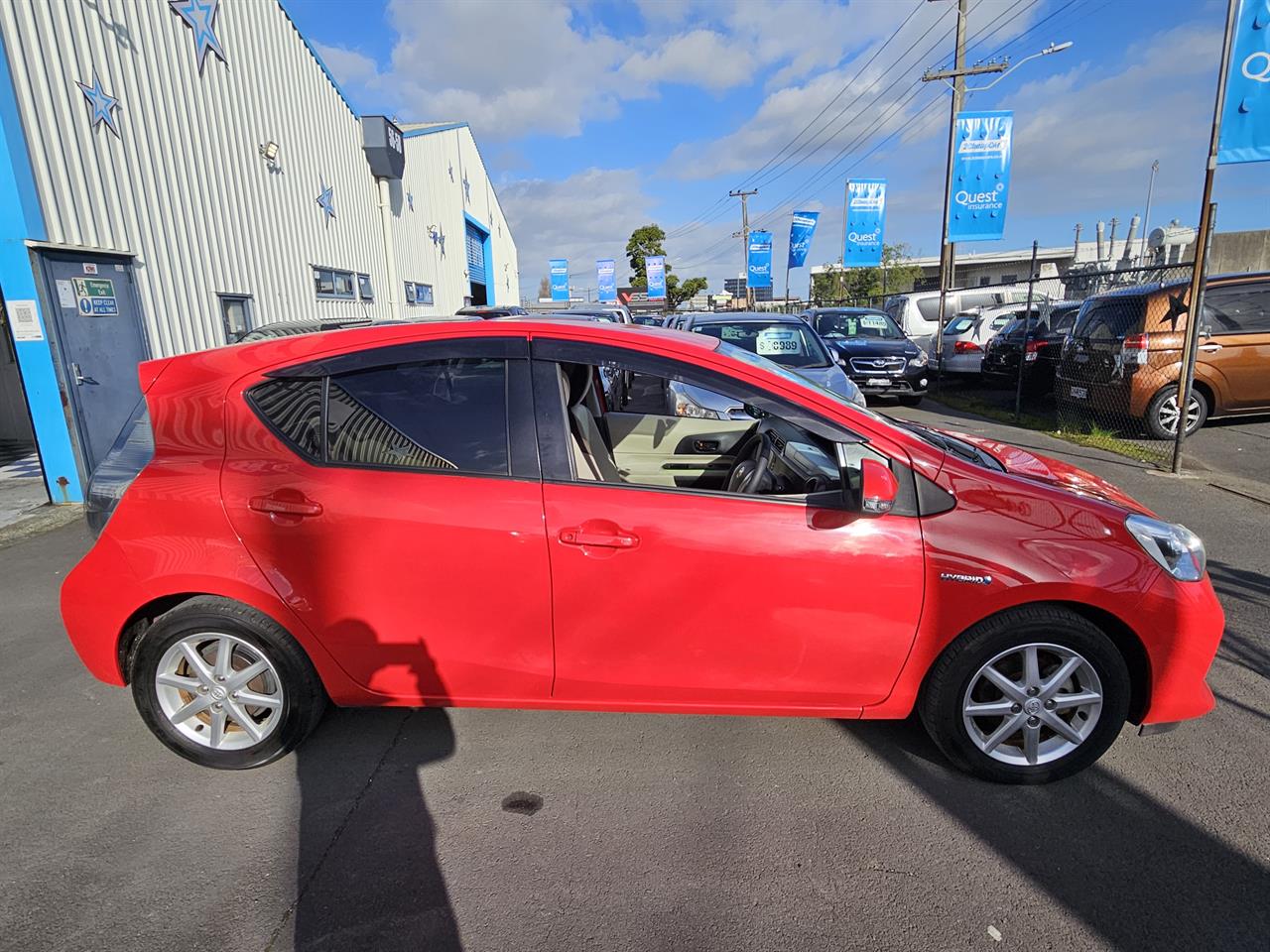 2012 Toyota Aqua Hybrid