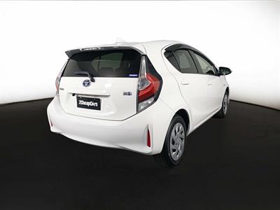 2018 Toyota Aqua Hybrid New Shape