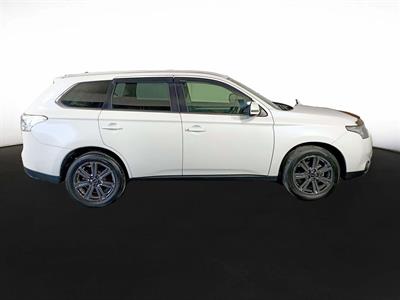 2013 Mitsubishi Outlander 4WD 24G 7seats