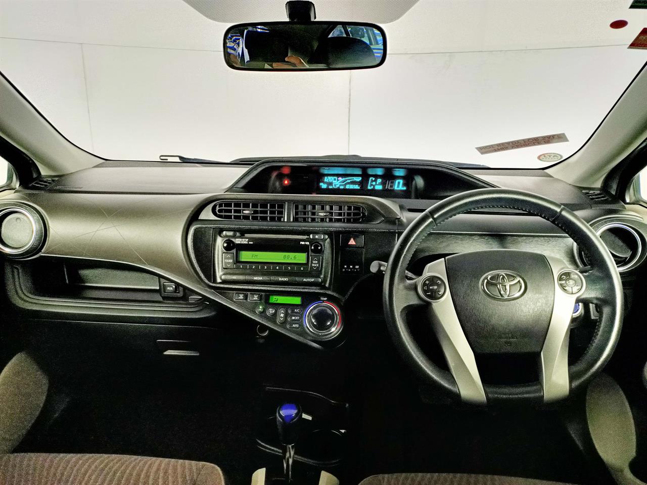 2012 Toyota Aqua Hybrid